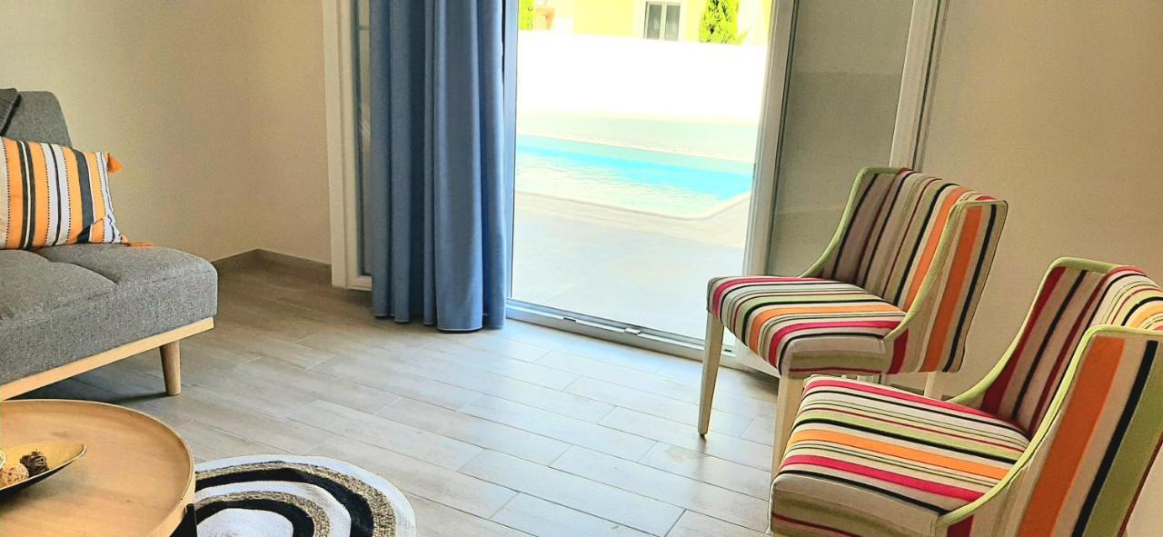 The Central Villa - Kassiopi Corfu Villas Екстер'єр фото